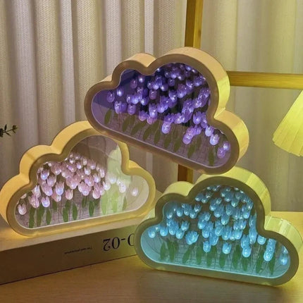 Cloud-Shaped Night Light with 20 Glowing Tulips | Cordless Design for Dreamlike Ambiance