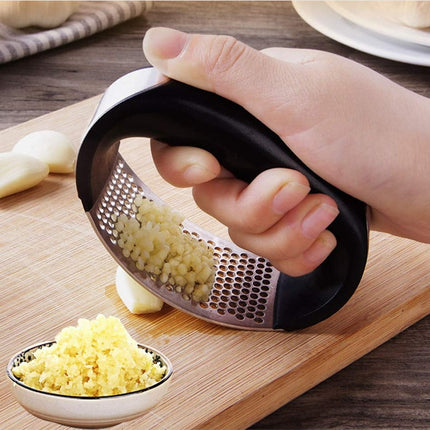 Stainless Steel Garlic Press with Ergonomic Handle | Easy Crushing for Effortless Cooking
