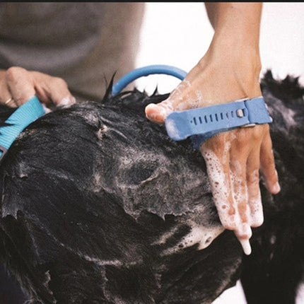 Pet Bathing Massager Tool with Full-Coverage Spray | Stress-Free Grooming for Dogs, Cats, and Horses