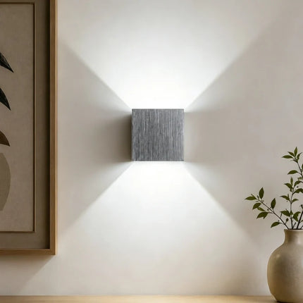 Adjustable Wall Light with Customizable Angle | Stylish LED Fixture for Indoor and Outdoor Illumination