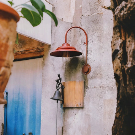 Vintage Solar-Powered Wall Light with Motion Sensor | Weather-Resistant Illumination for Patios and Gardens