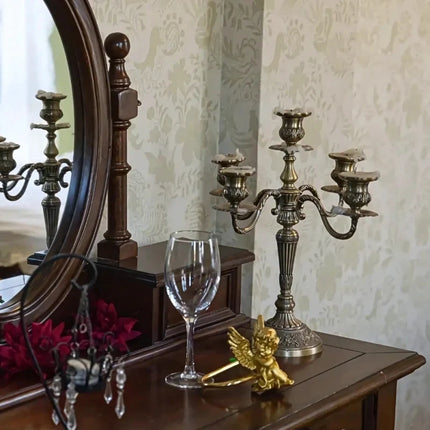 Gilded Candelabra with Adjustable Arms | Elegant Alloy Design for Tailored Candlelight Ambiance