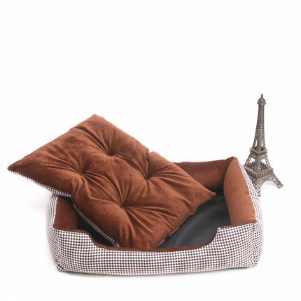 Pet Mat for Dogs & Cats with Non-Slip Bottom | Durable and Easy-to-Clean Comfort for All Sizes