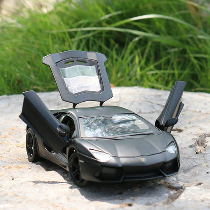 1:24 Murcielago Diecast Sports Car Model with Openable Doors | High-Simulation Collector's Piece for Automotive Enthusiasts