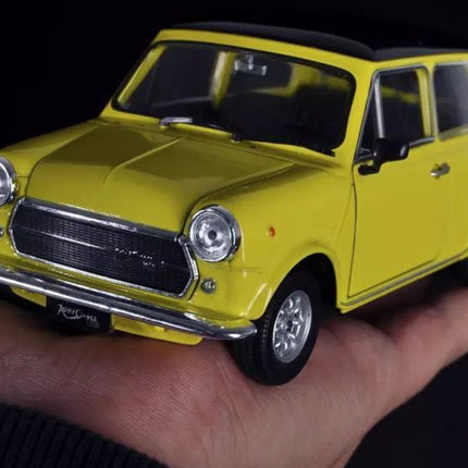 Mini Cooper 1300 Diecast Model in 1:24 Scale | Authentic Alloy Replica for Collectors and Enthusiasts