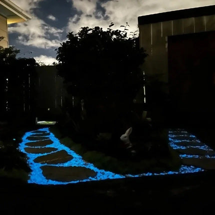Luminous Glow Pebbles with Light-Absorbing Effect | Waterproof Decorative Stones for Gardens and Aquariums