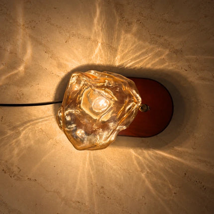 Modern Table Lamp with Solid Oak Base – image 7