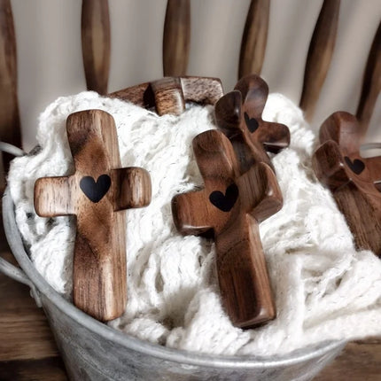 Walnut Palm Cross for Prayer and Comfort – image 4
