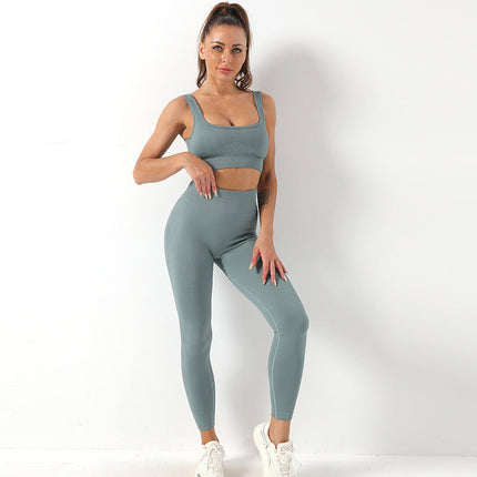 Seamless Yoga Set for Women with High-Waisted Leggings | Comfortable Activewear for Stylish Workouts