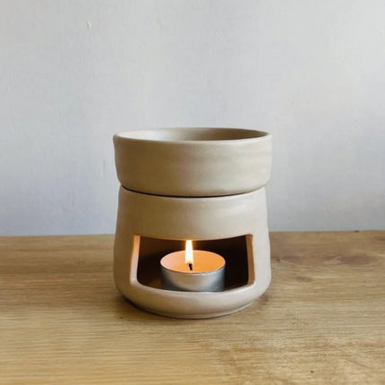 Ceramic Aromatherapy Diffuser with Dual-Chamber Design | Natural Elegance for Calming Scents and Soft Candle Glow