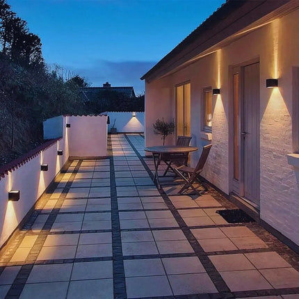 Adjustable Wall Light with Customizable Angle | Stylish LED Fixture for Indoor and Outdoor Illumination
