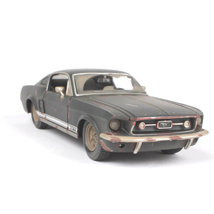 1967 Ford Mustang GT Alloy Car Model in 1:24 Scale | Classic Collectible with Detailed Craftsmanship for Enthusiasts