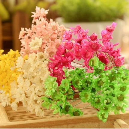 Small Chrysanthemum Car Pendant Perfume Bottle with Dried Flowers | Elegant Air Freshener for Vehicle Interior