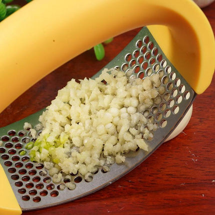 Stainless Steel Garlic Press with Ergonomic Handle | Easy Crushing for Effortless Cooking