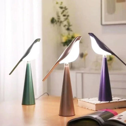 Serene Magpie Light with Adjustable Brightness Modes | Whimsical Acrylic and Metal Design for Versatile Ambiance