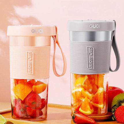Portable 300ml Fruit Juicer with USB Rechargeable Design | Compact Blender for Fresh Juice on the Go