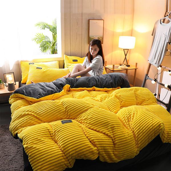 Velvet Duvet Cover Set with 2 Pillowcases, Corduroy Queen Bedding Set, King Duvet Cover for Winter, Thick Cozy Bedding_01