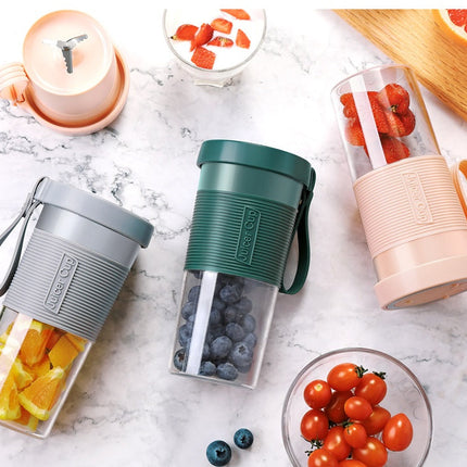 Portable 300ml Fruit Juicer with USB Rechargeable Design | Compact Blender for Fresh Juice on the Go
