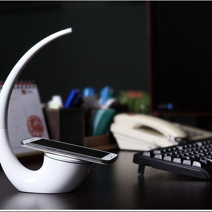 Wireless Charging Table Lamp with Touch Dimming | Modern Design for Home and Office Illumination