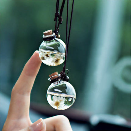 Small Chrysanthemum Car Pendant Perfume Bottle with Dried Flowers | Elegant Air Freshener for Vehicle Interior