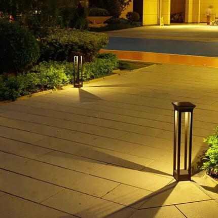 Outdoor LED Pillar Light with Automatic Dusk Sensor | Weather-Resistant Aluminum Design for Gardens and Patios