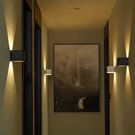 Adjustable Wall Light with Customizable Angle | Stylish LED Fixture for Indoor and Outdoor Illumination