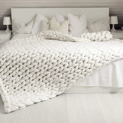 Chunky Knit Throw Blanket, Soft Blanket for Couch and Bed – image 8
