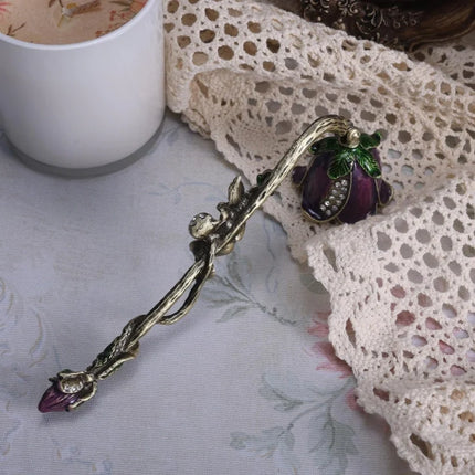 Candle Snuffer with Vintage Floral Design | Zinc Alloy for Clean, Smoke-Free Extinguishing