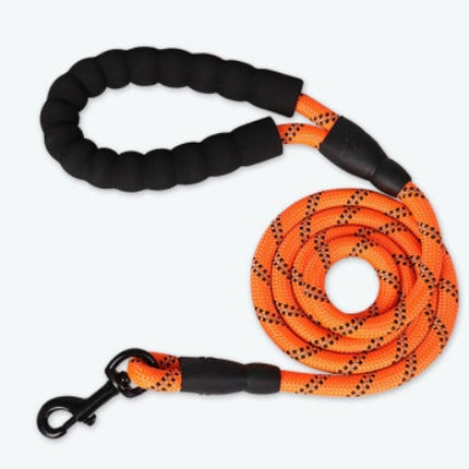 Reflective Dog Leash with Ergonomic Handle | Durable Nylon for Safety and Comfort on Walks
