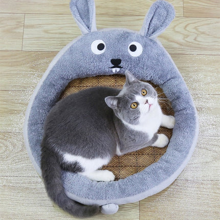 Cozy Comfort Plush Pet Mat with Machine Washable Fabric | Stylish Bed for Ultimate Pet Relaxation