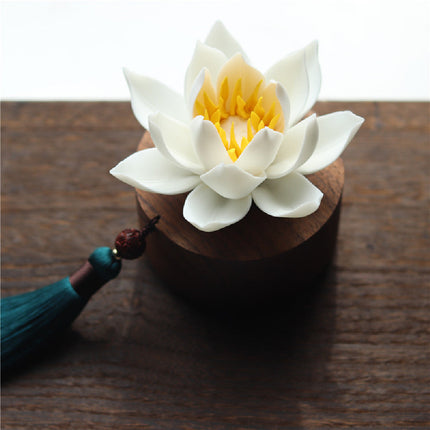 Aromatherapy Car Perfume Accessory with Black Walnut Design | Elegant Scents for Stress Relief and Relaxation