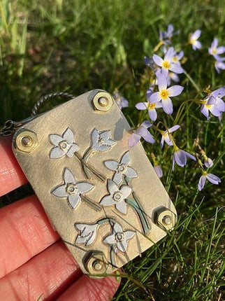 Leaf Press to Preserve Flowers – image 20