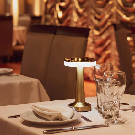 Dimmable Retro Bar Table Lamp with Adjustable Lighting | Portable Iron Design for Elegant Ambiance