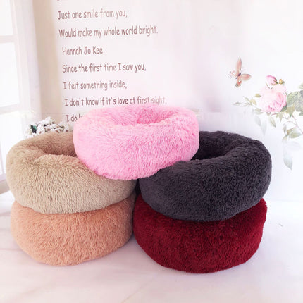 Round Plush Pet Bed for Small Dogs and Cats with Soft Vegan Fur | Calming Design for Ultimate Comfort