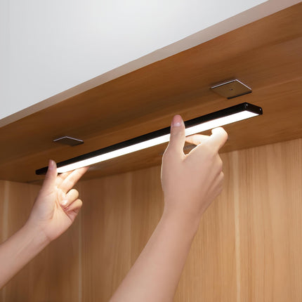 Motion Activated LED Light with USB Rechargeable Battery | Versatile Cordless Lighting for Closets and Hallways