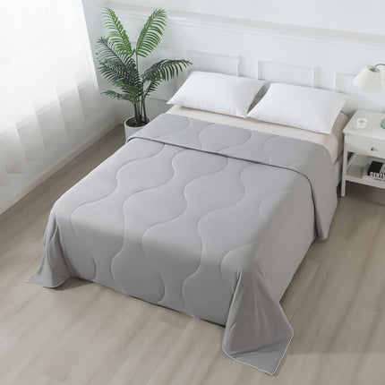 Cool Comfort | Cooling Comforter for Hot Sleepers with Breathable Fabric | Lightweight Summer Blanket for Night Sweats