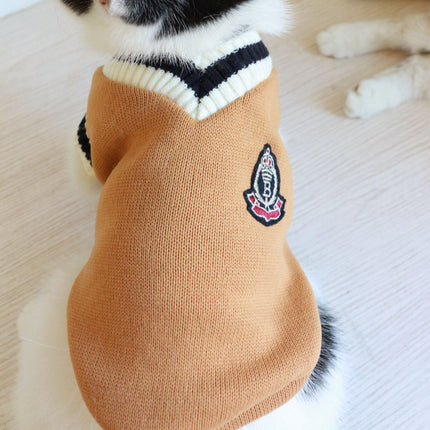 American College Style Fleece Cat Sweater Vest in Green, Khaki, Wine Red | Cozy Sleeveless Design for Warmth and Style