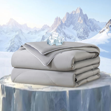 Cool Comfort | Cooling Comforter for Hot Sleepers with Breathable Fabric | Lightweight Summer Blanket for Night Sweats