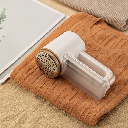 Hair Ball Trimmer with LED Display & USB Charging | Ergonomic Design for Continuous Use on All Fabrics
