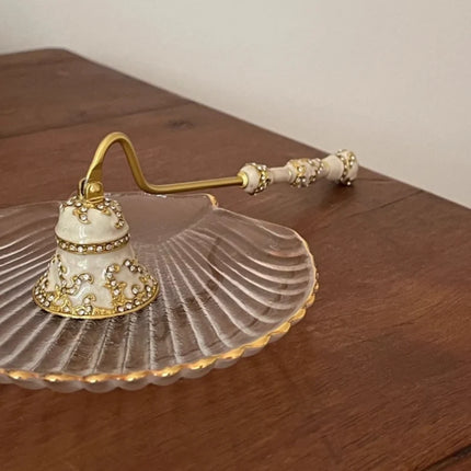 Candle Snuffer with Vintage Floral Design | Zinc Alloy for Clean, Smoke-Free Extinguishing