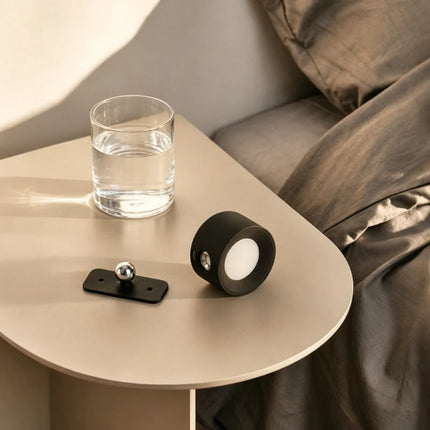 Cordless Wall Lamp with 360° Adjustable Lighting | Minimalist Design for Versatile Home Ambiance