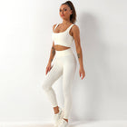Seamless Yoga Set for Women with High-Waisted Leggings | Comfortable Activewear for Stylish Workouts