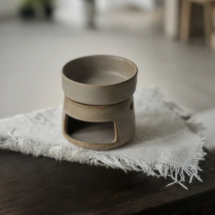 Ceramic Aromatherapy Diffuser with Dual-Chamber Design | Natural Elegance for Calming Scents and Soft Candle Glow