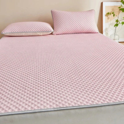 Airy Comfort | Lightweight Bedding Set with Cooling Fitted Sheet & Pillowcases for Hot Sleepers 1