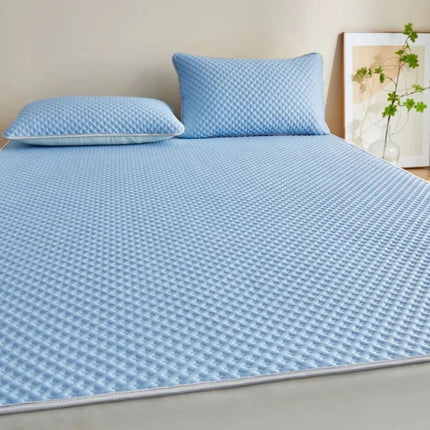 Airy Comfort | Lightweight Bedding Set with Cooling Fitted Sheet & Pillowcases for Hot Sleepers 6