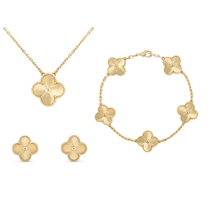 Amber Clover Jewelry Set | 3-in-1 Necklace, Bracelet & Earrings with Adjustable Length | Elegant Accessory for Any Occasion 2