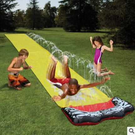 AquaRush | Inflatable Water Slide with Integrated Sprinkler Function | Perfect for Outdoor Summer Fun 6