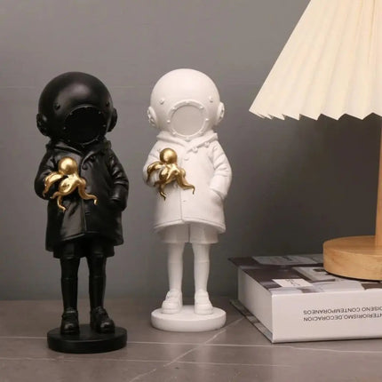 Astronaut Diver Statue with Octopus, Collectible Figurine for Living Room Decor – image 11