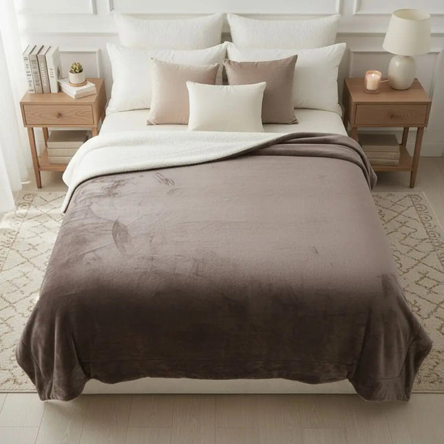 Throw Blankets, Thick Plush Fleece Blanket, Double Sided Velvet Soft Blanket for Couch and Bed