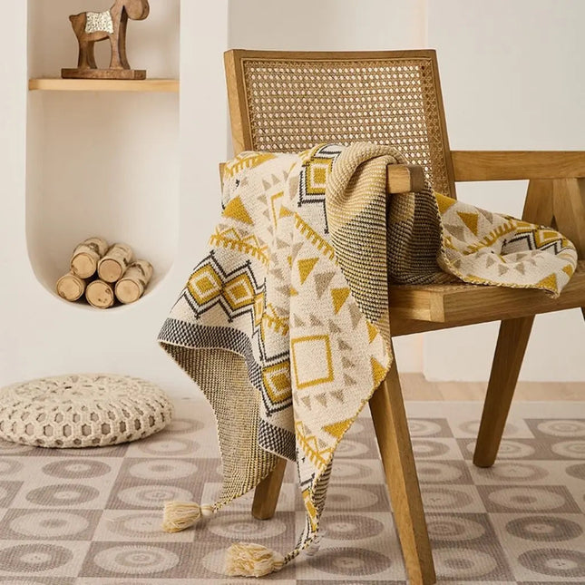 Chenille Sofa Blanket with Geometric Pattern